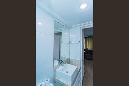 Apartamento para alugar com 46m², 2 quartos e sem vaga Apartamento para alugar com 46m², 2 quartos e sem vagaBanheiro