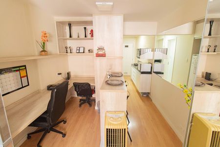 Studio para alugar com 28m², 1 quarto e sem vaga Studio para alugar com 28m², 1 quarto e sem vagaStudio