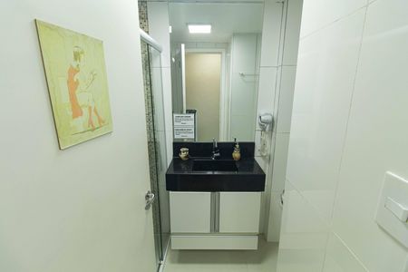 Studio para alugar com 28m², 1 quarto e sem vaga Studio para alugar com 28m², 1 quarto e sem vagaBanheiro