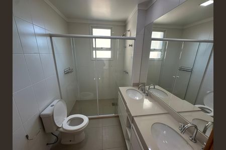 Apartamento para alugar com 156m², 3 quartos e 3 vagasBanheiro da Suíte 3