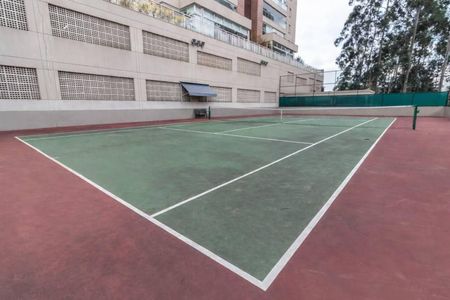 Apartamento para alugar com 156m², 3 quartos e 3 vagas Apartamento para alugar com 156m², 3 quartos e 3 vagasQuadra Esportiva