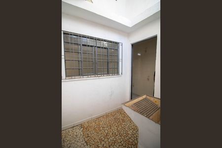 Casa para alugar com 70m², 2 quartos e sem vagaÁrea de serviço