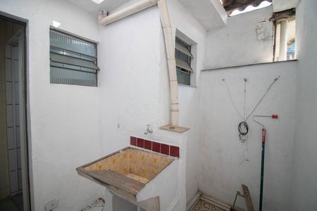 Casa para alugar com 70m², 2 quartos e sem vagaÁrea de serviço
