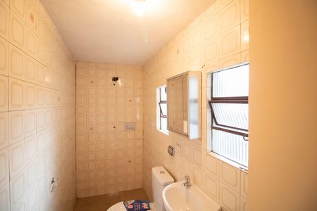 Casa para alugar com 70m², 2 quartos e sem vagaBanheiro da Suíte 