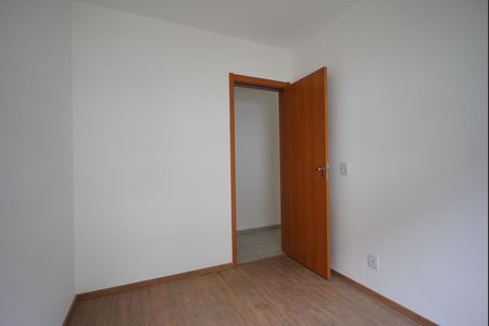 Quarto 1 de apartamento para alugar com 2 quartos, 49m² em Guarujá, Porto Alegre