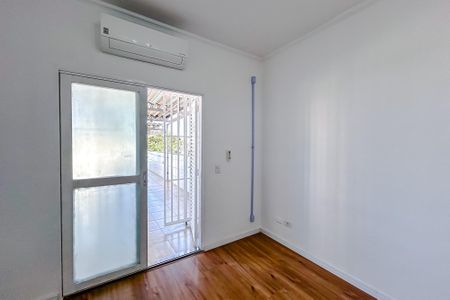 Sala de casa para alugar com 2 quartos, 137m² em Penha de França, São Paulo
