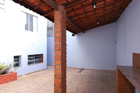 Casa para alugar com 182m², 3 quartos e 1 vagaÁrea da Churrasqueira