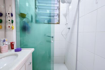 Banheiro  de apartamento à venda com 1 quarto, 50m² em Glória, Rio de Janeiro