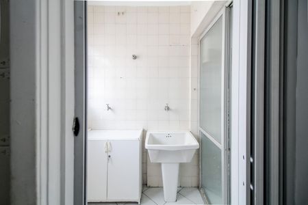 Apartamento à venda com 65m², 2 quartos e 1 vaga Apartamento à venda com 65m², 2 quartos e 1 vagaÁrea de Serviço - Banheiro