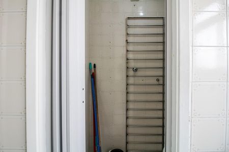 Apartamento à venda com 65m², 2 quartos e 1 vaga Apartamento à venda com 65m², 2 quartos e 1 vagaÁrea de Serviço - Banheiro