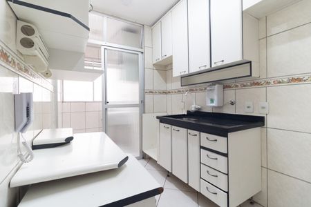 Apartamento à venda com 56m², 3 quartos e 1 vaga Apartamento à venda com 56m², 3 quartos e 1 vagaCozinha
