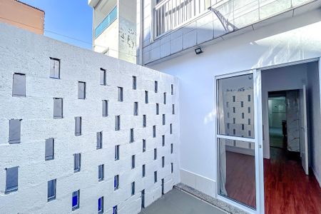 Casa para alugar com 70m², 1 quarto e sem vagaVaranda