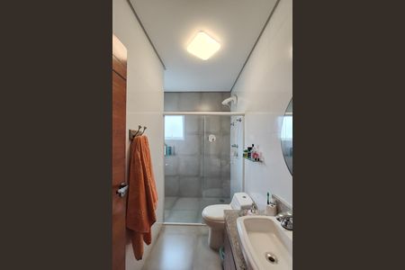 Casa à venda com 185m², 3 quartos e 4 vagas Casa à venda com 185m², 3 quartos e 4 vagasBanheiro da Suíte 1
