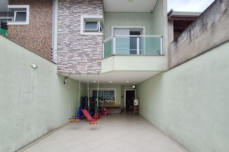 Casa à venda com 185m², 3 quartos e 4 vagas Casa à venda com 185m², 3 quartos e 4 vagasGaragem
