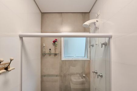 Casa à venda com 185m², 3 quartos e 4 vagas Casa à venda com 185m², 3 quartos e 4 vagasBanheiro da Suíte 2