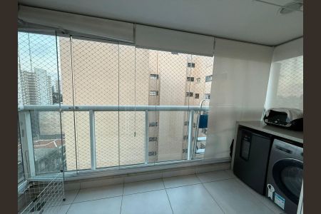 Apartamento à venda com 38m², 1 quarto e 1 vaga Apartamento à venda com 38m², 1 quarto e 1 vagaVaranda