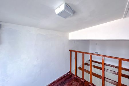 Casa para alugar com 65m², 1 quarto e sem vagaSotão 