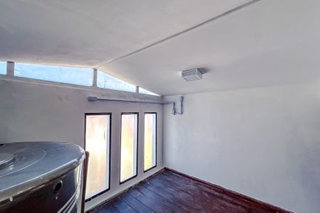 Casa para alugar com 65m², 1 quarto e sem vagaSotão 