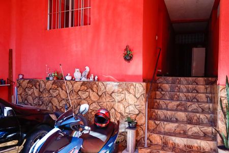 Casa à venda com 96m², 4 quartos e 2 vagas Casa à venda com 96m², 4 quartos e 2 vagasGaragem