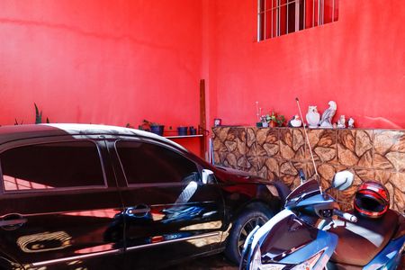 Casa à venda com 96m², 4 quartos e 2 vagas Casa à venda com 96m², 4 quartos e 2 vagasGaragem