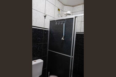 Casa à venda com 96m², 4 quartos e 2 vagas Casa à venda com 96m², 4 quartos e 2 vagasBanheiro da Suíte 2