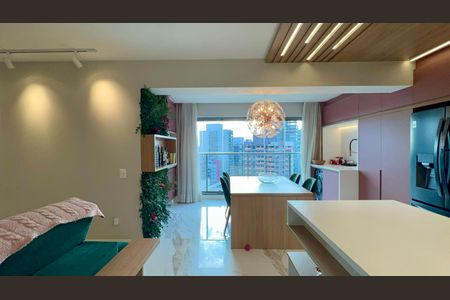 Apartamento à venda com 71m², 2 quartos e 1 vagaSala