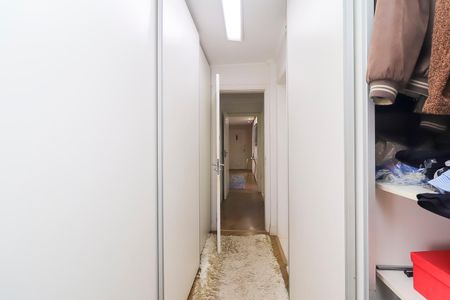 Apartamento à venda com 155m², 3 quartos e 2 vagasCloset da Suíte