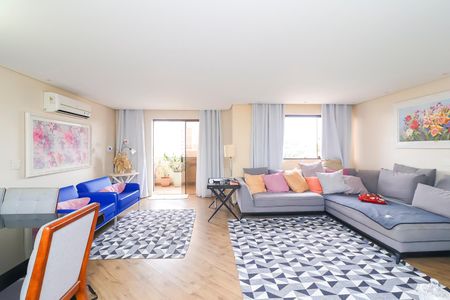 Sala de apartamento à venda com 3 quartos, 155m² em Vila Jacuí, São Paulo