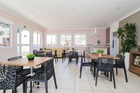 Apartamento para alugar com 38m², 2 quartos e 1 vaga Apartamento para alugar com 38m², 2 quartos e 1 vagaÁrea comum - Salão de festas