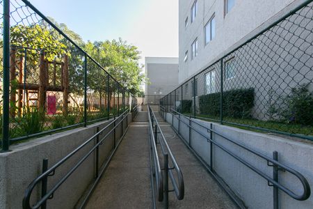 Apartamento para alugar com 40m², 2 quartos e 1 vagaÁrea comum 