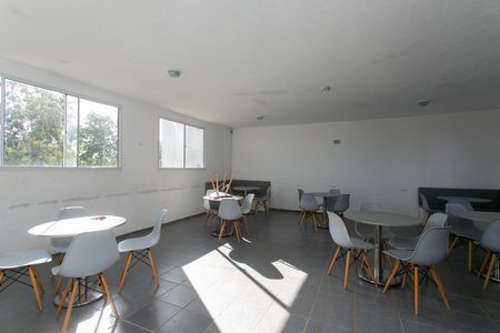 Apartamento para alugar com 40m², 2 quartos e 1 vagaÁrea comum - Salão de Festas 