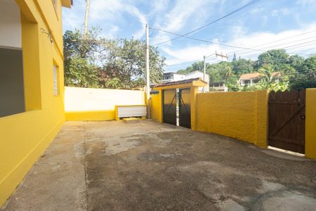 Casa para alugar com 300m², 2 quartos e 3 vagas Casa para alugar com 300m², 2 quartos e 3 vagasQuintal