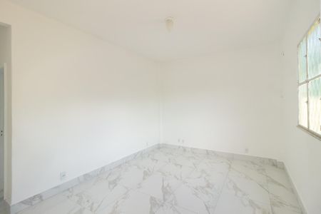 Sala de casa para alugar com 2 quartos, 300m² em Pedra de Guaratiba, Rio de Janeiro
