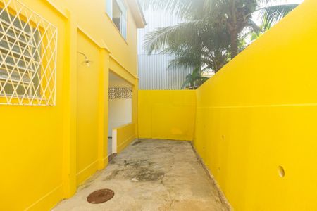 Casa para alugar com 300m², 2 quartos e 3 vagas Casa para alugar com 300m², 2 quartos e 3 vagasVaranda