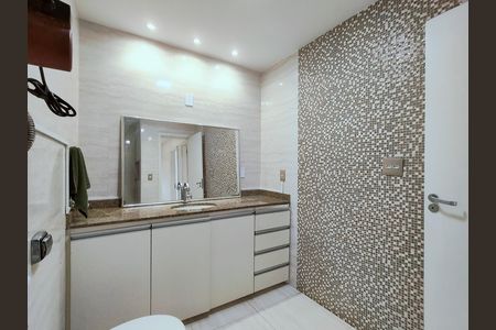 Apartamento para alugar com 104m², 3 quartos e 1 vagaBanheiro Corredor