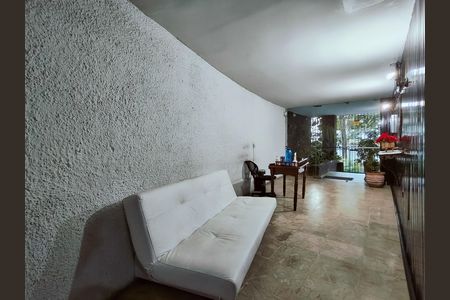 Apartamento para alugar com 104m², 3 quartos e 1 vagaFachada e portaria