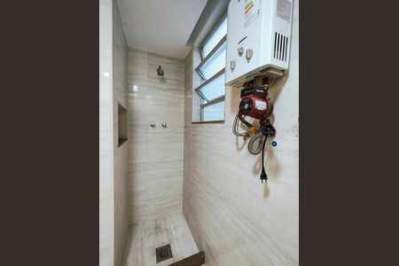 Apartamento para alugar com 104m², 3 quartos e 1 vagaBanheiro Corredor