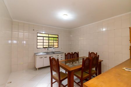 Casa para alugar com 150m², 2 quartos e 1 vaga Casa para alugar com 150m², 2 quartos e 1 vagaCozinha