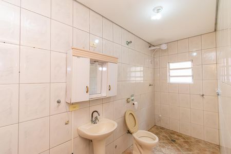 Casa para alugar com 150m², 2 quartos e 1 vaga Casa para alugar com 150m², 2 quartos e 1 vagaBanheiro