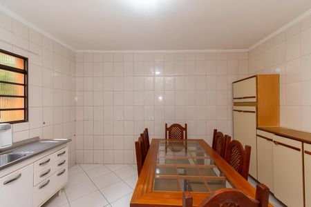 Casa para alugar com 150m², 2 quartos e 1 vaga Casa para alugar com 150m², 2 quartos e 1 vagaCozinha