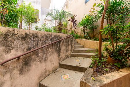 Casa para alugar com 150m², 2 quartos e 1 vaga Casa para alugar com 150m², 2 quartos e 1 vagaEntrada