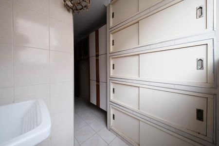 Apartamento à venda com 57m², 2 quartos e 1 vagaCozinha e Área de Serviço