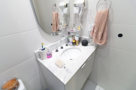 Apartamento à venda com 54m², 2 quartos e 1 vaga Apartamento à venda com 54m², 2 quartos e 1 vagaBanheiro da Suíte