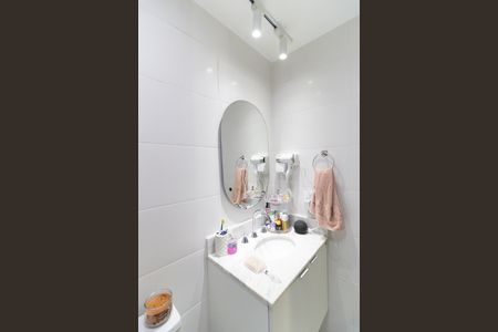 Apartamento à venda com 54m², 2 quartos e 1 vaga Apartamento à venda com 54m², 2 quartos e 1 vagaBanheiro da Suíte