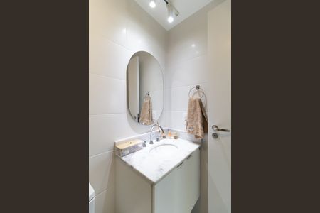 Apartamento à venda com 54m², 2 quartos e 1 vaga Apartamento à venda com 54m², 2 quartos e 1 vagaBanheiro Social