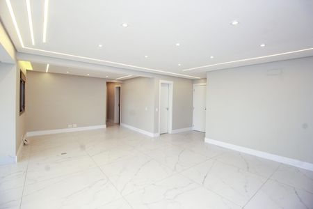 Apartamento à venda com 128m², 3 quartos e 3 vagas Apartamento à venda com 128m², 3 quartos e 3 vagasSala