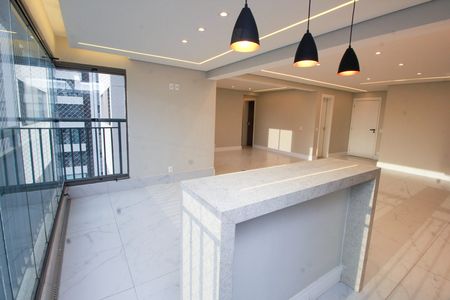 Apartamento à venda com 128m², 3 quartos e 3 vagas Apartamento à venda com 128m², 3 quartos e 3 vagasVaranda gourmet