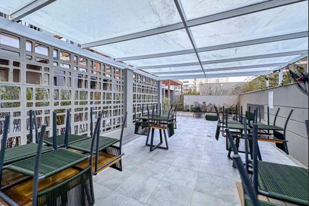 Apartamento à venda com 128m², 3 quartos e 3 vagas Apartamento à venda com 128m², 3 quartos e 3 vagasChurrasqueira