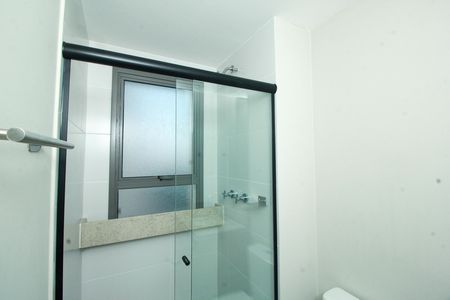 Apartamento à venda com 128m², 3 quartos e 3 vagas Apartamento à venda com 128m², 3 quartos e 3 vagasBanheiro da Suíte 2