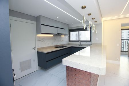 Apartamento à venda com 128m², 3 quartos e 3 vagas Apartamento à venda com 128m², 3 quartos e 3 vagasCozinha